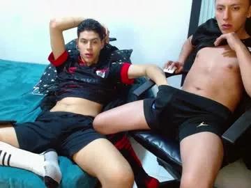 Dandythomas from Chaturbate