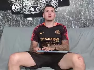 danni_777 on Chaturbate 