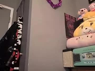deedeequeen420 from Chaturbate