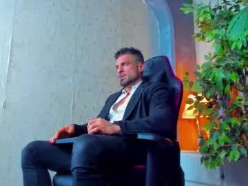 dennis_cox_ from Chaturbate