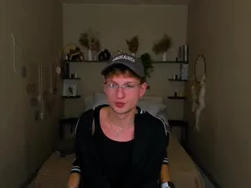 dennis_rodriguez on Chaturbate 