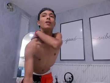 dereck_kent_ from Chaturbate
