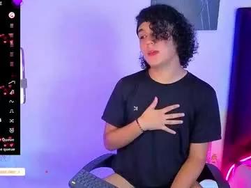 derek_grey1 from Chaturbate
