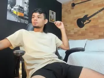 derek_santos on Chaturbate 