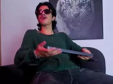 dimitrideluxe from Chaturbate