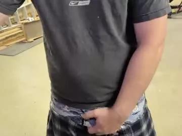 divisionbell122 from Chaturbate