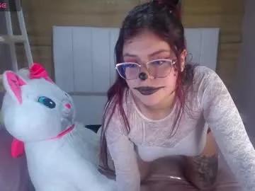 draviana_a from Chaturbate is Freechat