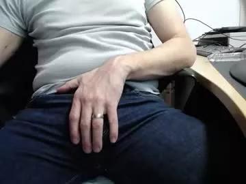 duderuhornyx from Chaturbate