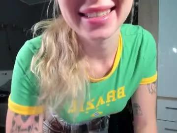 e___lisa from Chaturbate