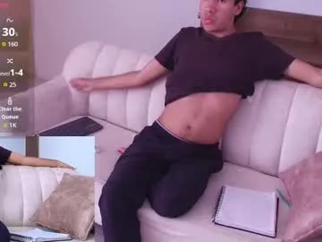 e_r_o_s_ on Chaturbate 