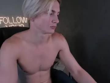 eevee52 from Chaturbate