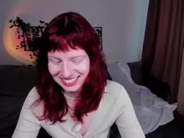 Effie_mirel from Chaturbate