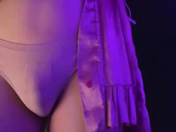 Effiemur from Chaturbate