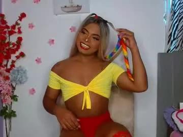 eletrabrowns from Chaturbate