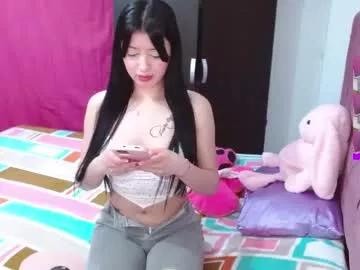 ella_2sweet from Chaturbate