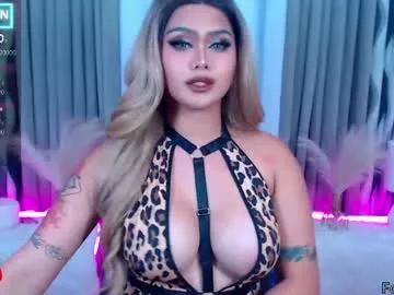 ella_fantasia from Chaturbate