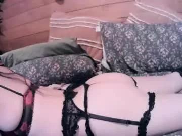 ella_girlnextdoor from Chaturbate