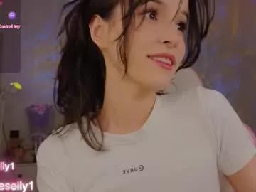 ella_hayes from Chaturbate