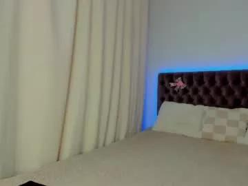 ella_mayers from Chaturbate