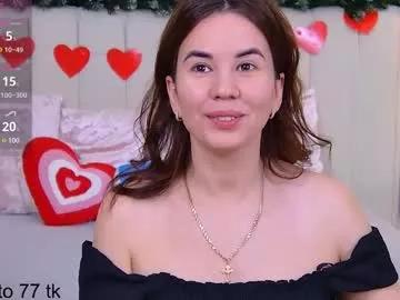 ellaander from Chaturbate