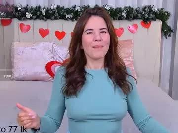 ellaander from Chaturbate