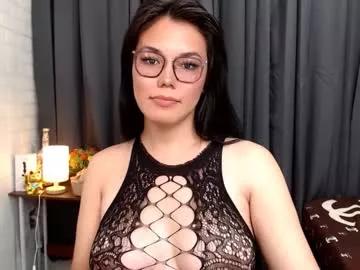 ellahollywood1818 from Chaturbate