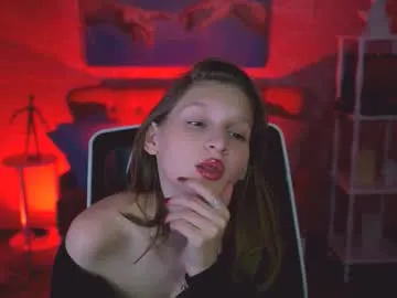 ellahorton on Chaturbate 