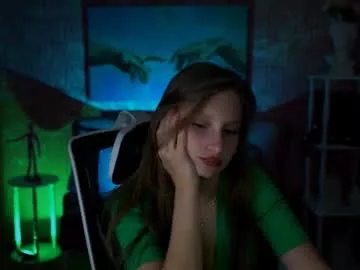 ellahorton on Chaturbate 