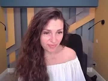 ellalongs from Chaturbate