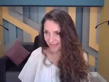 ellalongs from Chaturbate