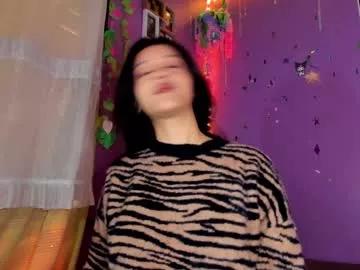 Ellancain from Chaturbate