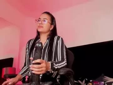 ellaochoa from Chaturbate
