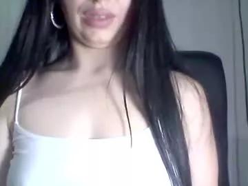 elle010843 from Chaturbate