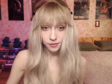 ellie_friendly from Chaturbate