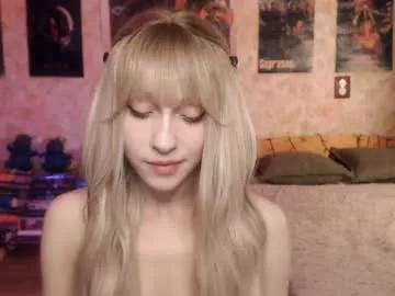 ellie_friendly from Chaturbate