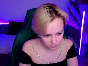 ellie_heavenly on Chaturbate 