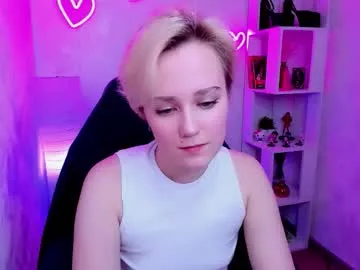 ellie_heavenly on Chaturbate 