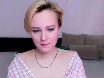 ellie_heavenly on Chaturbate 