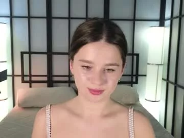 elliephant_ on Chaturbate 