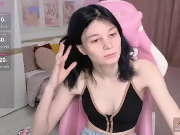 Ellinblare from Chaturbate