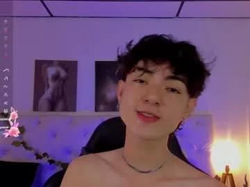 elliot_younng from Chaturbate
