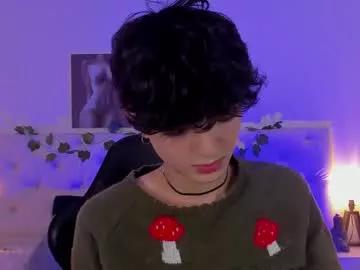 elliot_younng from Chaturbate