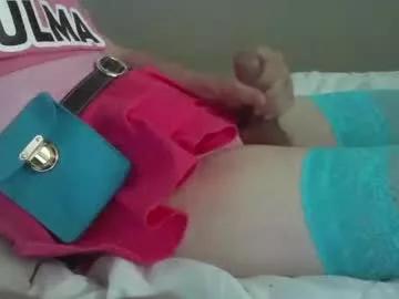 ellyjellybean from Chaturbate