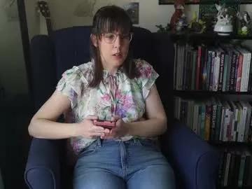 ellynaomi from Chaturbate