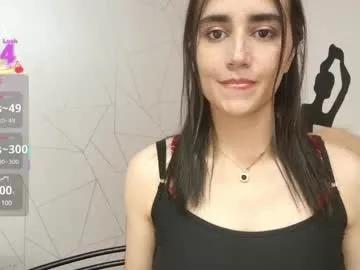 elowen_halley from Chaturbate is Freechat