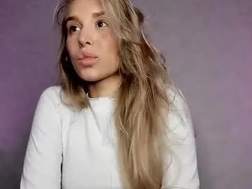 Elysia_xo from Chaturbate