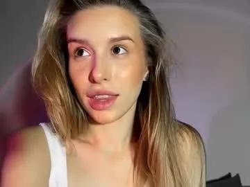 Elysia_xo from Chaturbate