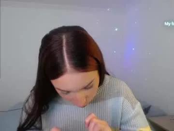 emaa_martins from Chaturbate