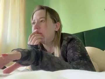 ember_bunny from Chaturbate