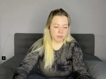 emberbunny on Chaturbate 